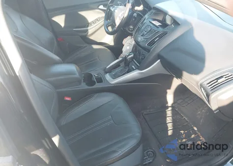 2014 Ford Focus Se из США, поврежденный, VIN 1FADP3K21EL104036